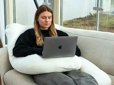 Kroppskudde i Sammet - Zenkuru