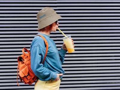 Bucket hat med broderi - egen tekst