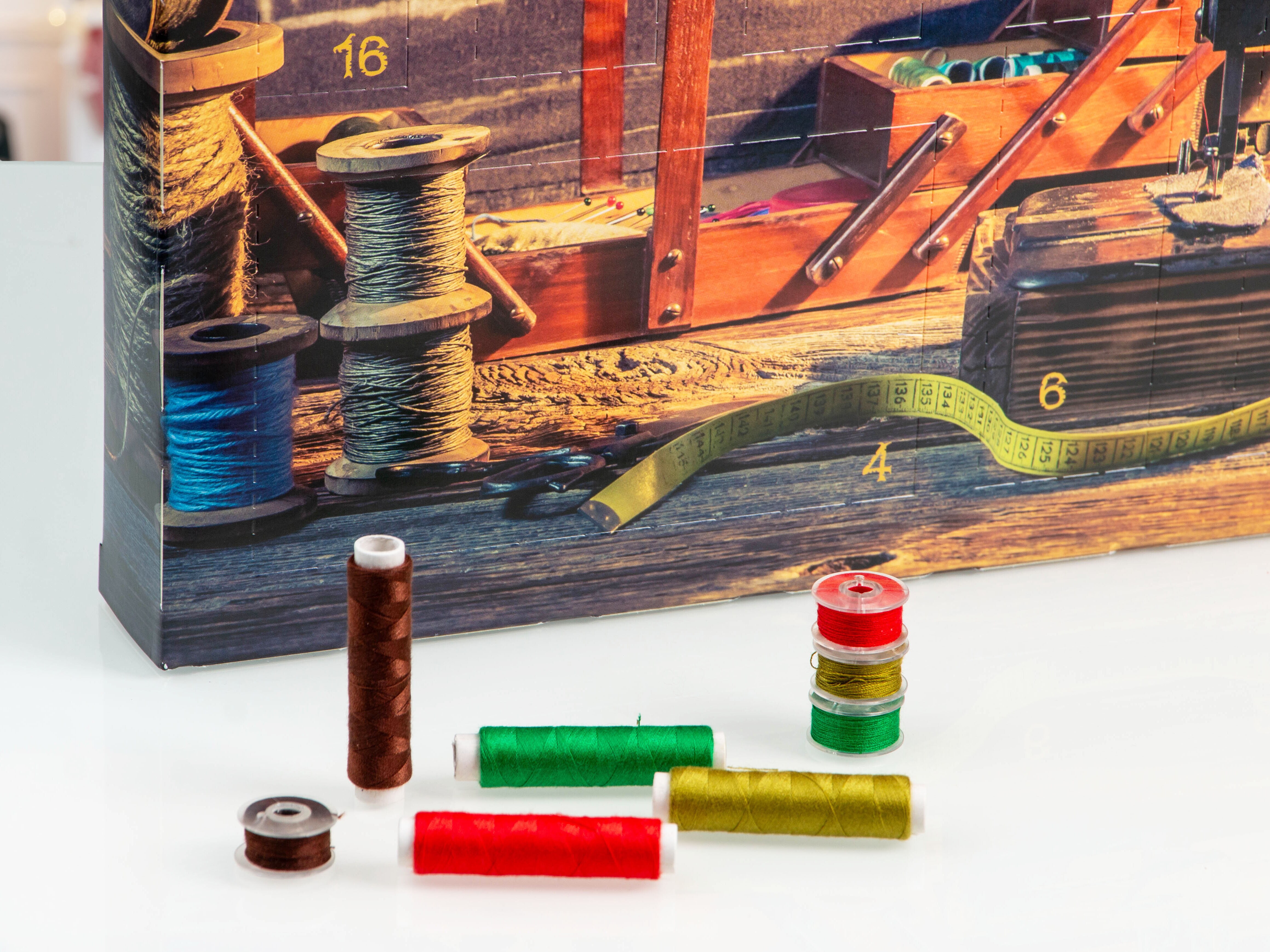 Julekalender med Sytilbehør