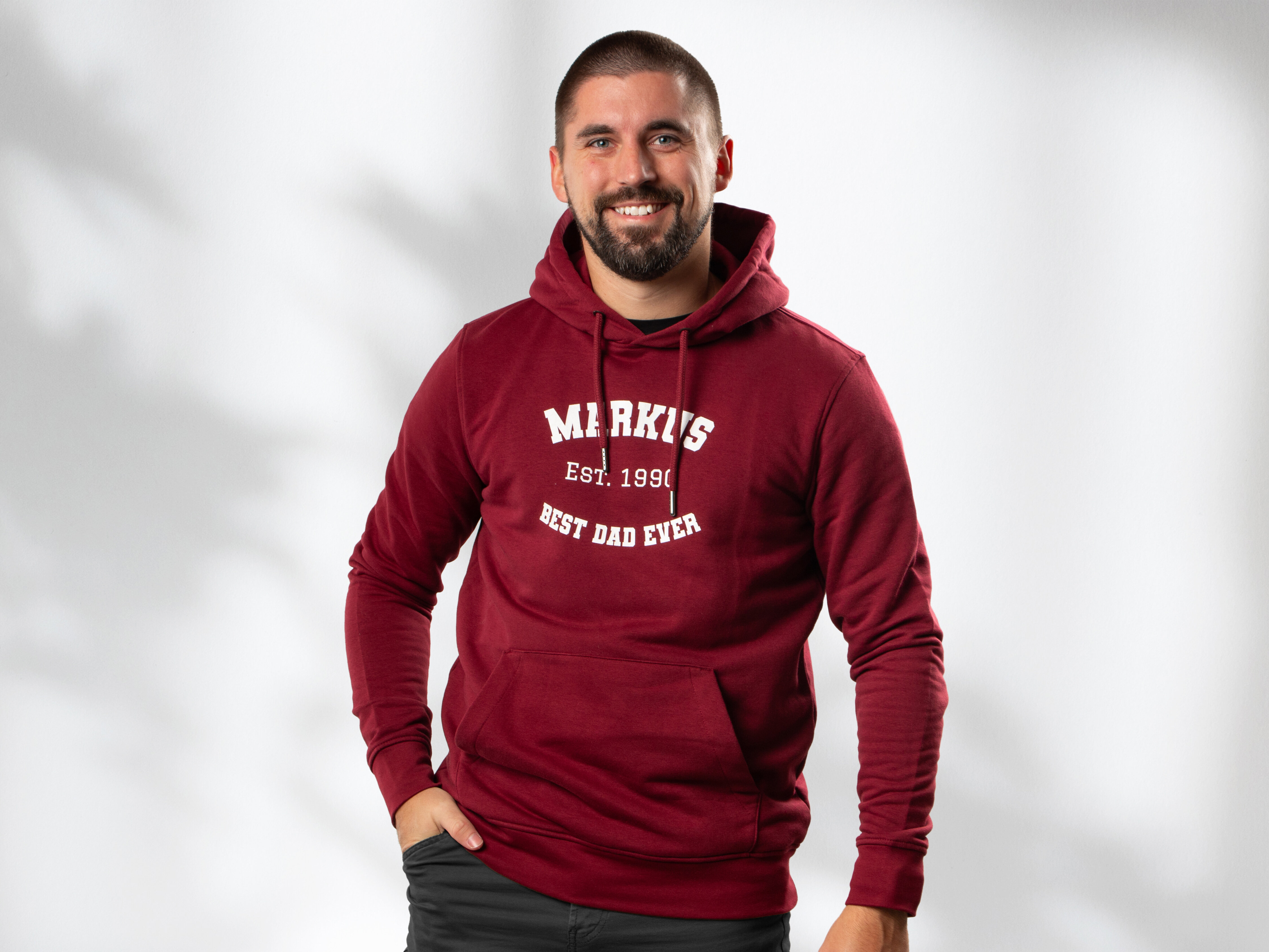 Huppari Omalla Tekstillä College-tyyliin