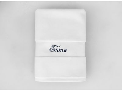 Handduk med Brodyr - Egen Text (140x70 cm)