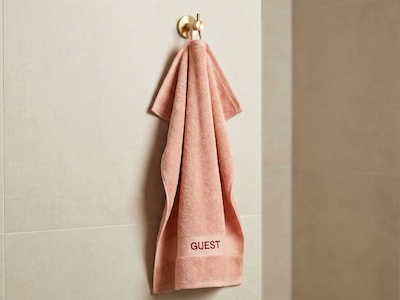 Handduk med Brodyr - Egen Text (60x40 cm)