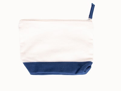 Toilettaske i Bomuld med Broderi - Egen Tekst