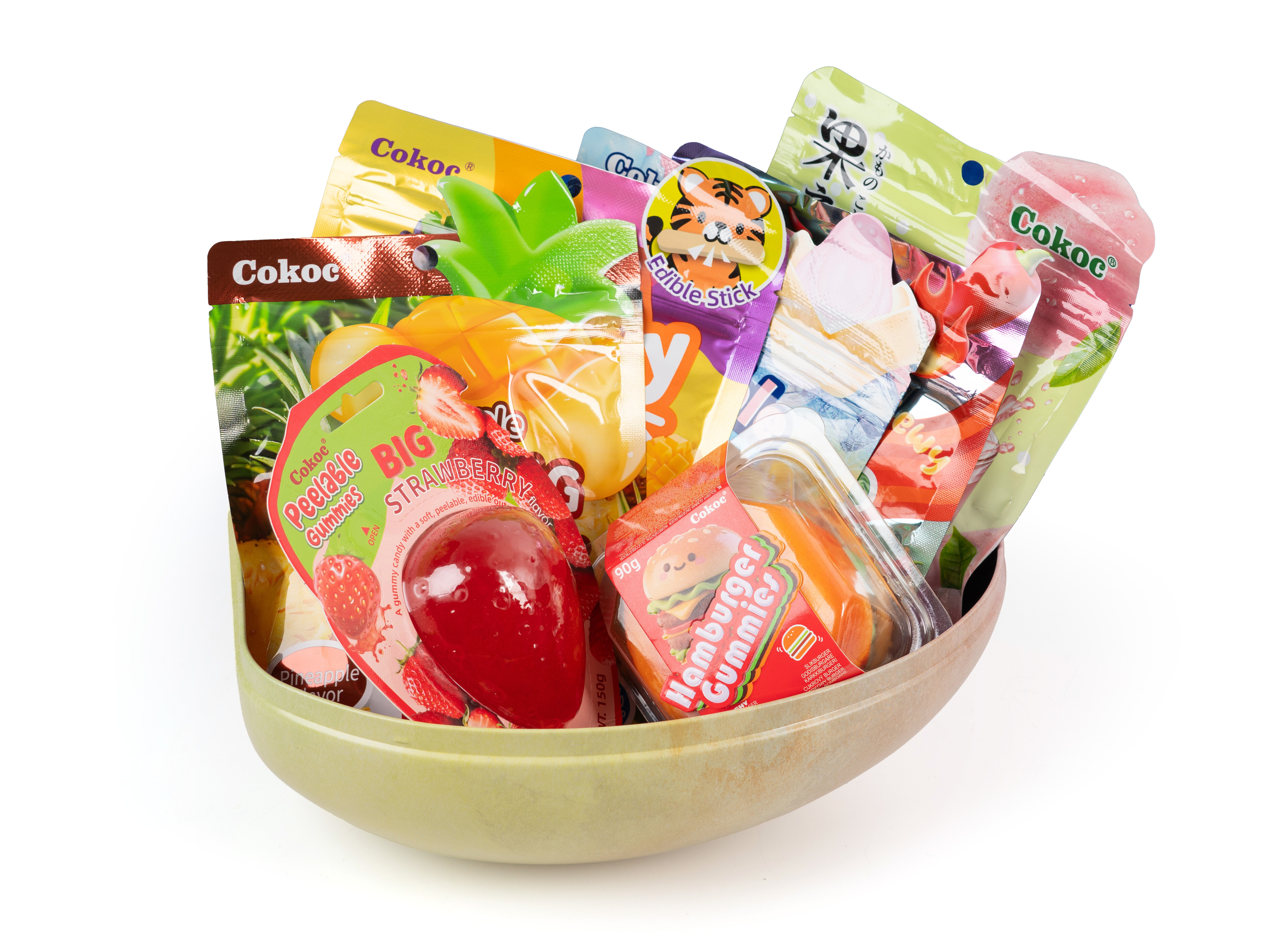 Osterei mit asiatischen Süßigkeiten