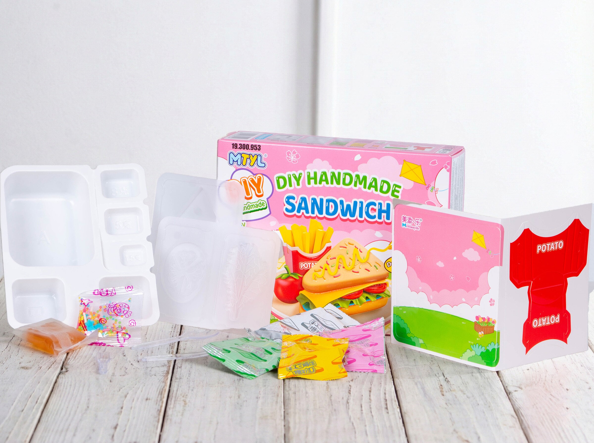 DIY Candy Sandwich