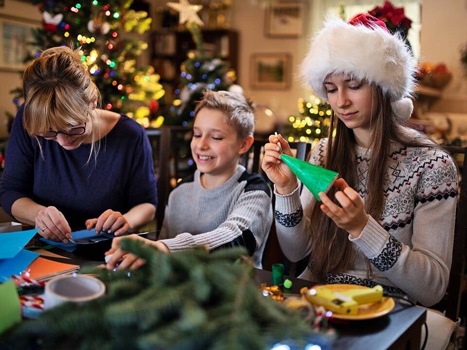 Köp ð Julpyssel 2023 | Pyssel för både barn och vuxna! ️ Online på